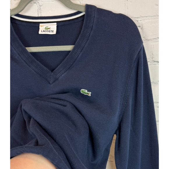 LACOSTE 100% cotton dark blue logo mens knit V-neck sweater pullover size M - Picture 2 of 6